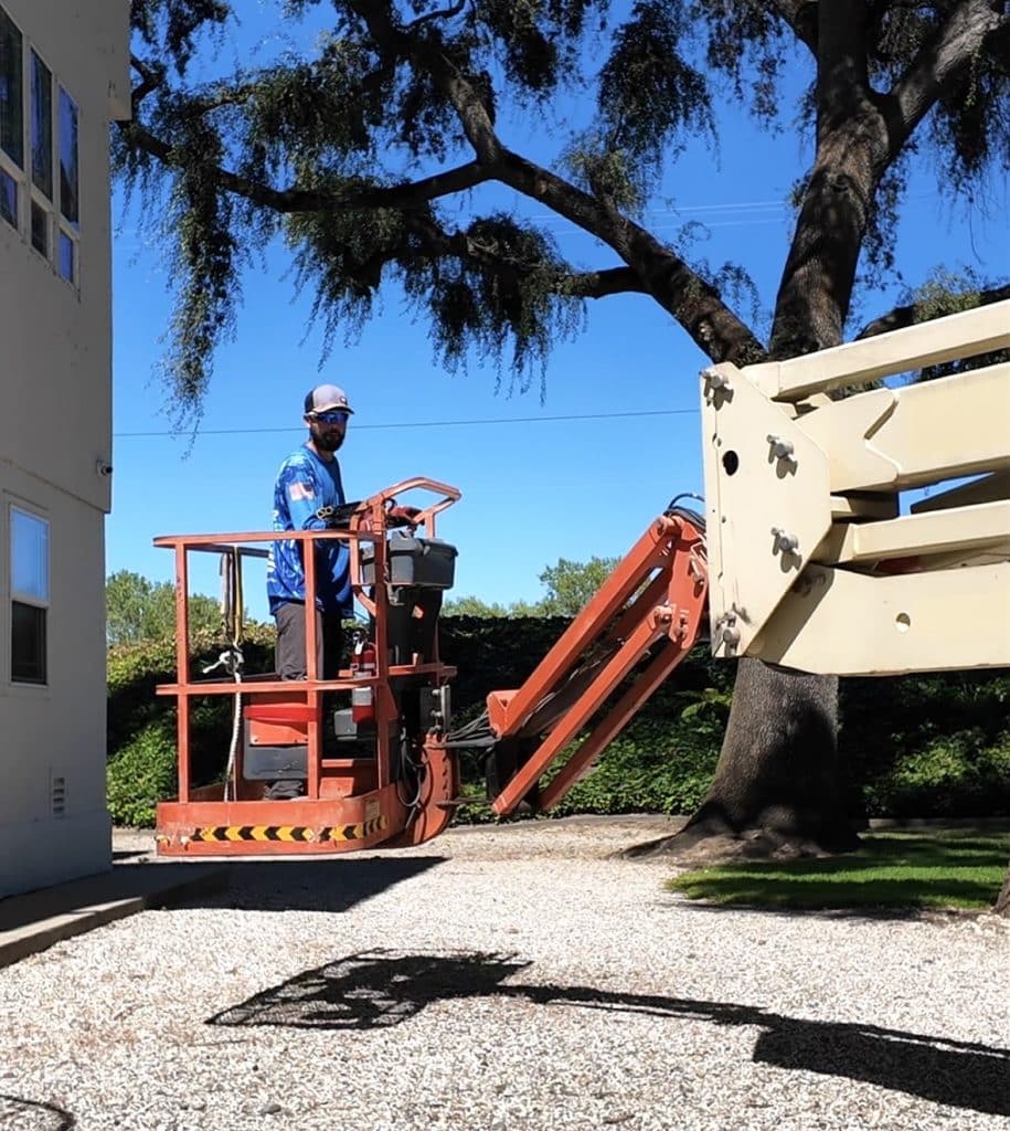 Professional equipment for exterior cleaning